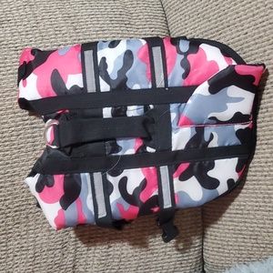 Dog live vest